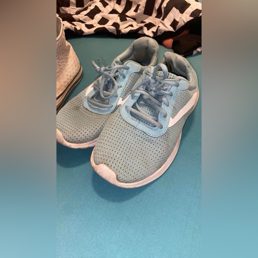 Blue Tennis Shoes